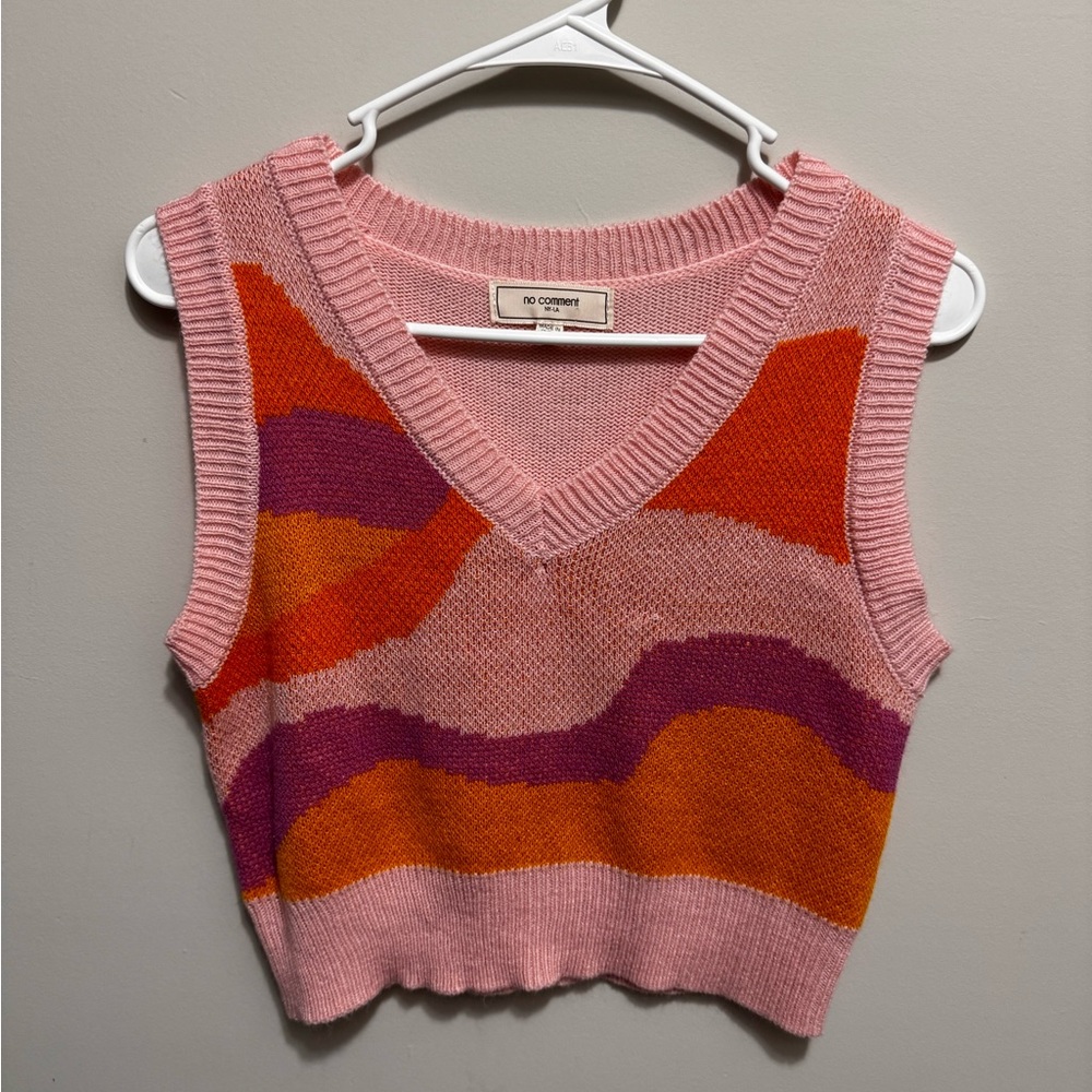 Women’s cropped sweater vest